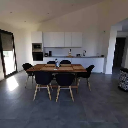 Vila Isula Contemporaine Piscine Chauffee *